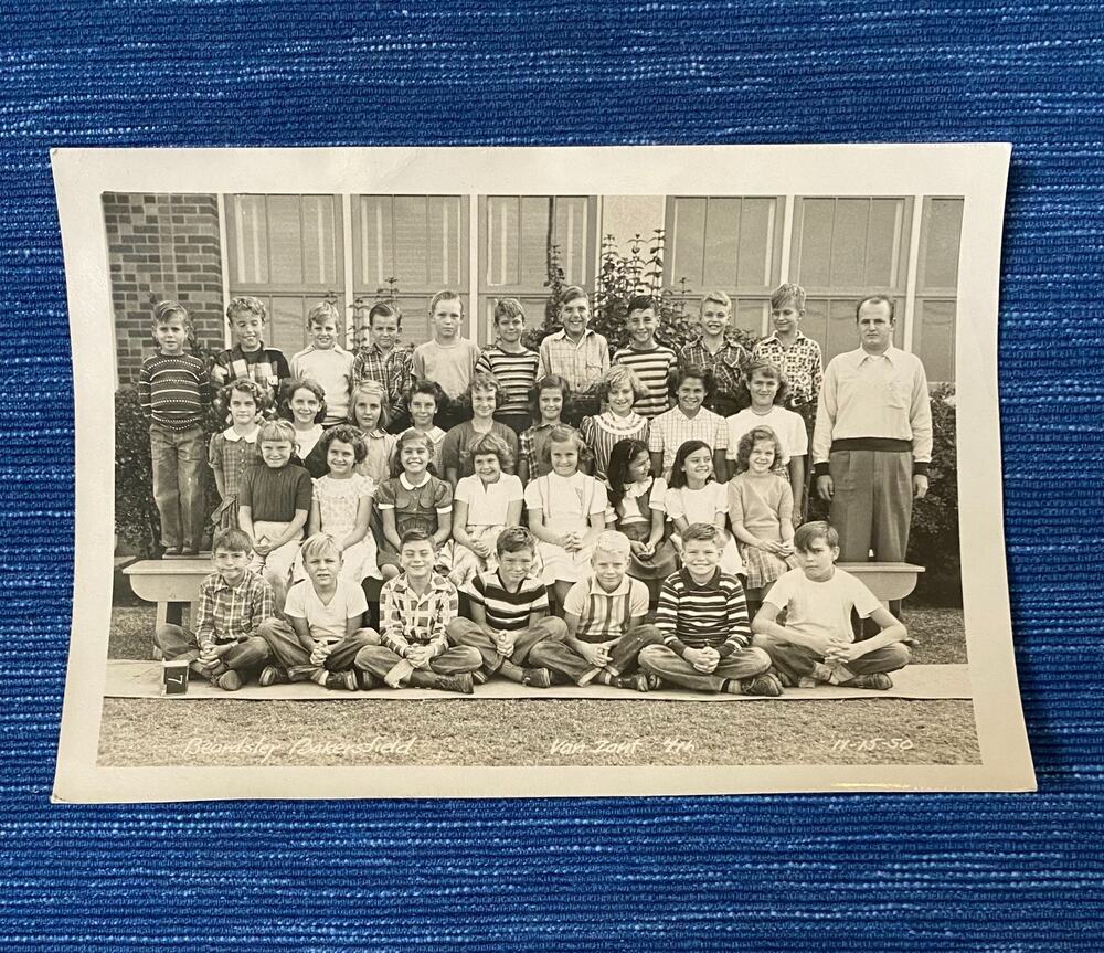 VTG 1950 Beardsley Bakersfield California School Class Photo Van Zant 4th Grade